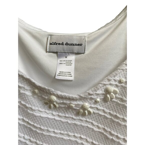 Bright White Textured Blouse sz m - Picture 2 of 4